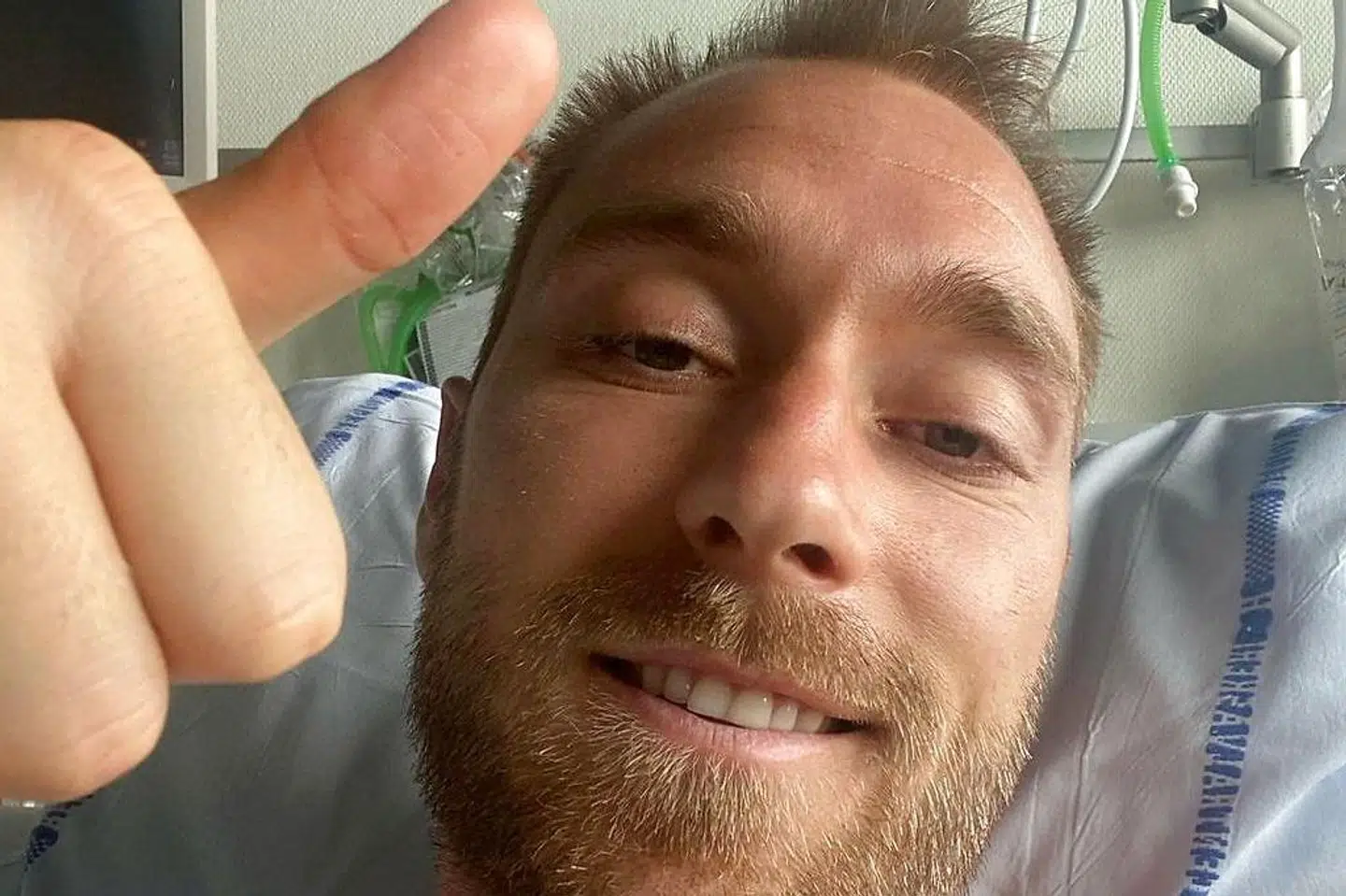 Christian Eriksen delte tre dage efter sit kollaps et billede fra sygesengen.