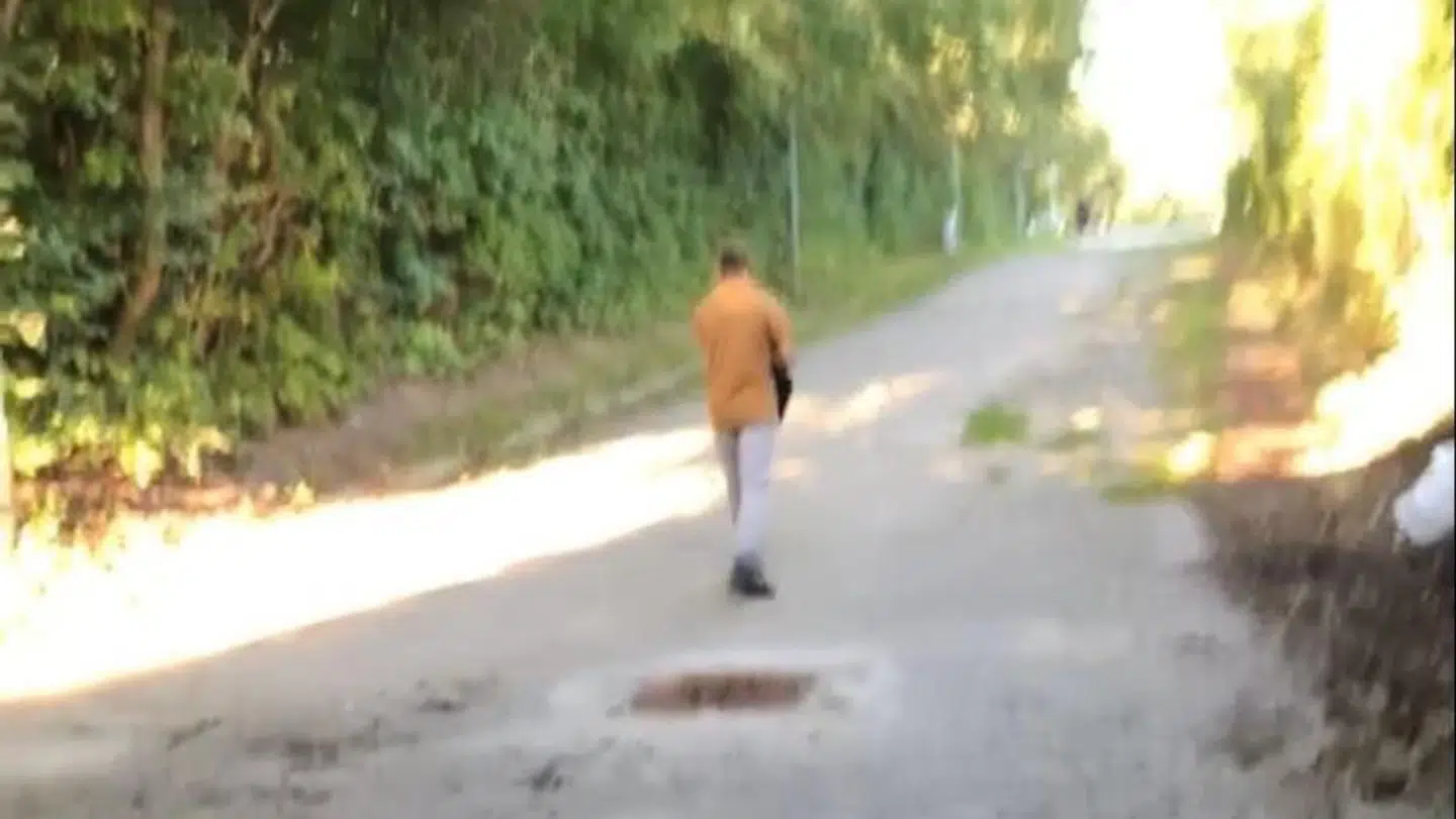 En af de andre ofre nåede at tage dette billede af gerningsmanden. Billederne fra overvågningen i området er ikke offentliggjort.