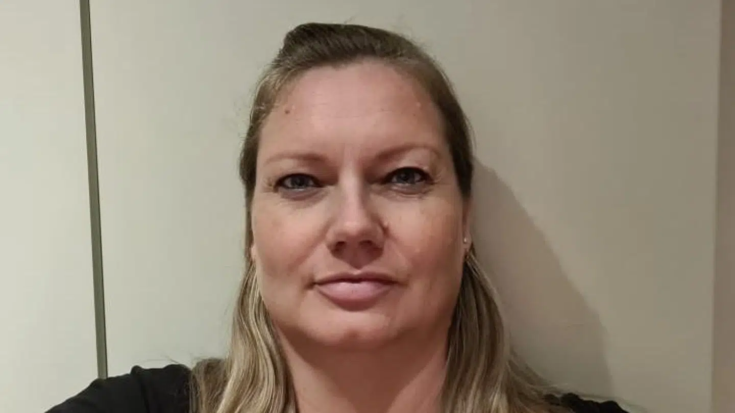 Louise Sommer har boet i Skelagergården i lidt over et år og synes, at synet på stedet er helt forskruet. Foto: Louise Sommer