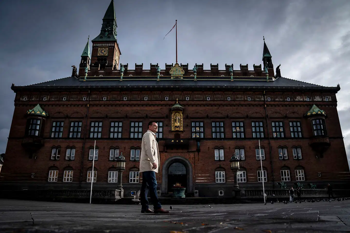 »Jeg er rigtig glad for, at partierne har kunnet blive enige om, at når der for alvor begynder at bliver lukket op efter coronakrisen, så skal København være klar,« siger fungerende overborgmester i København, Lars Weiss (S).