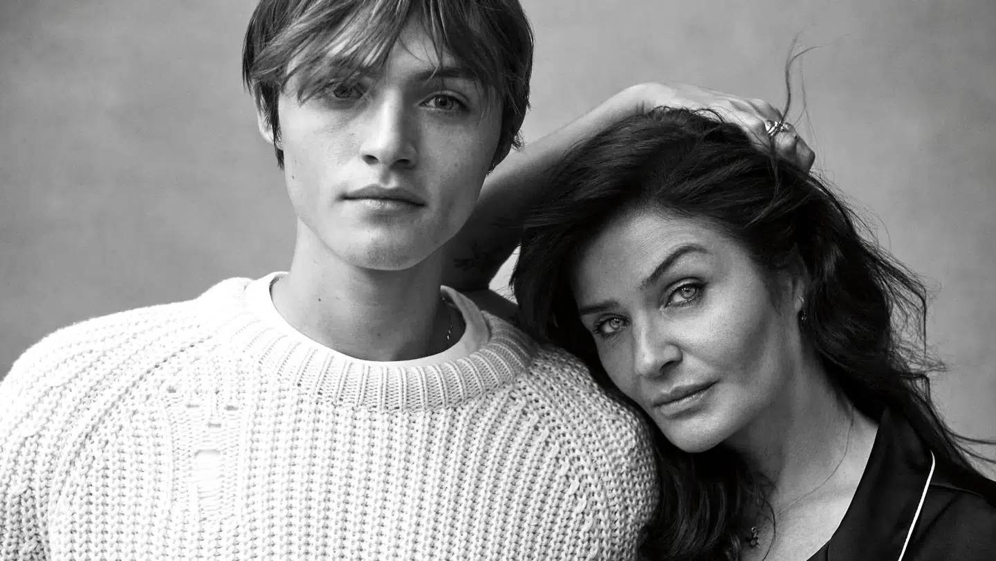 Mingus Reedus med moderen Helena Christensen.