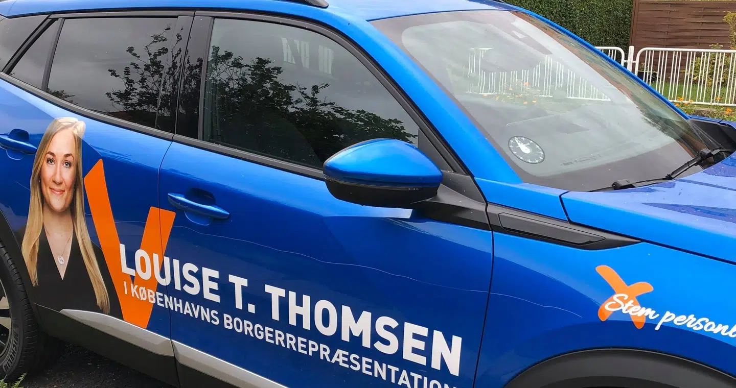 Her kampagnebilen, der mellem torsdag og fredag blev udsat for hærværk, mens den var parkeret på Tornestykket i Vanløse.