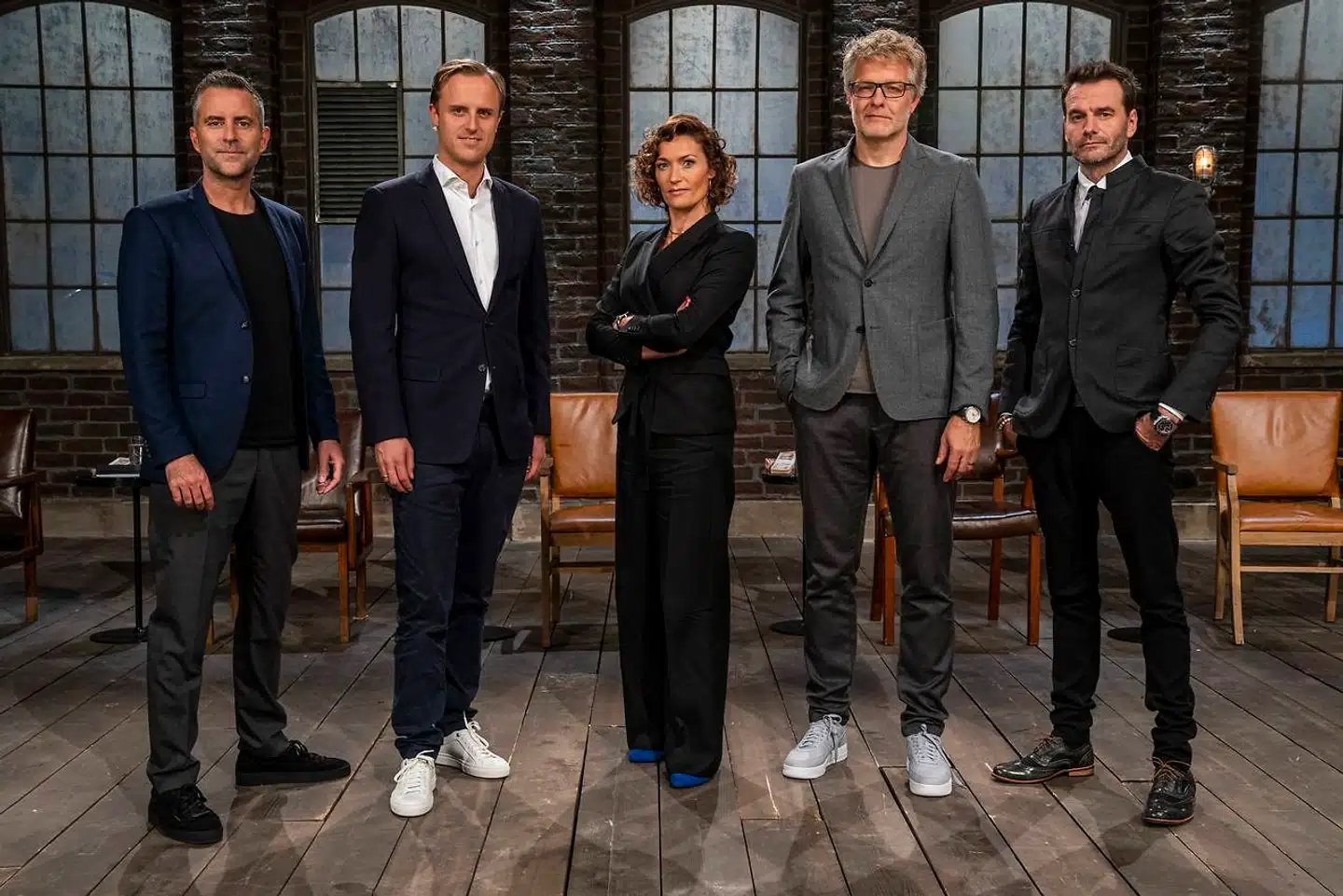 Erhvervsmanden Jan Lehrmann (nummer to fra højre) har siden 2019 været med i det populære DR-program »Løvens Hule«.