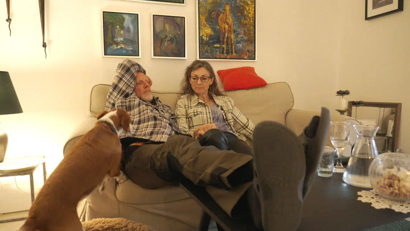 Jonna Lis Pedersen og Carsten Thybo Nielsen. Og hunden Gabbie.
