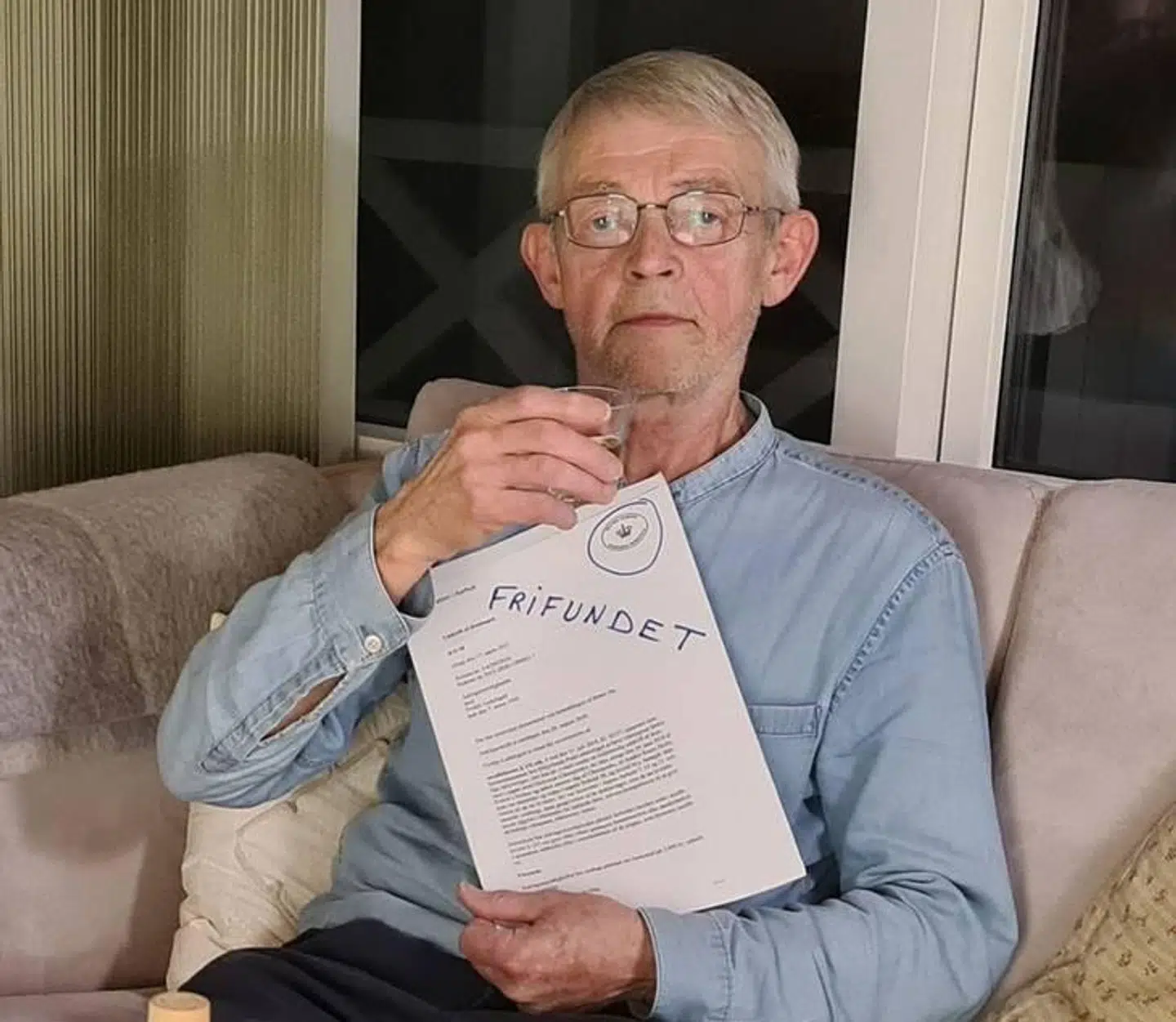 I marts blev Freddy Ladefoged frifundet i det ene anklagepunkt, som nåede for retten. De resterende fire var blevet forældet på grund af dårlig sagsbehandling hos Politiklagemyndigheden, som undersøger straffesager mod betjente. Efter retssagen fejrede Freddy Ladefoged frifindelsen med whiskey sammen med venner.