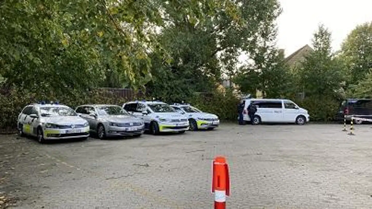 Retssagen var fastsat til at starte tidligere i morges, men B.T. kan nu oplyse, at retssagen er udskudt til i eftermiddag.