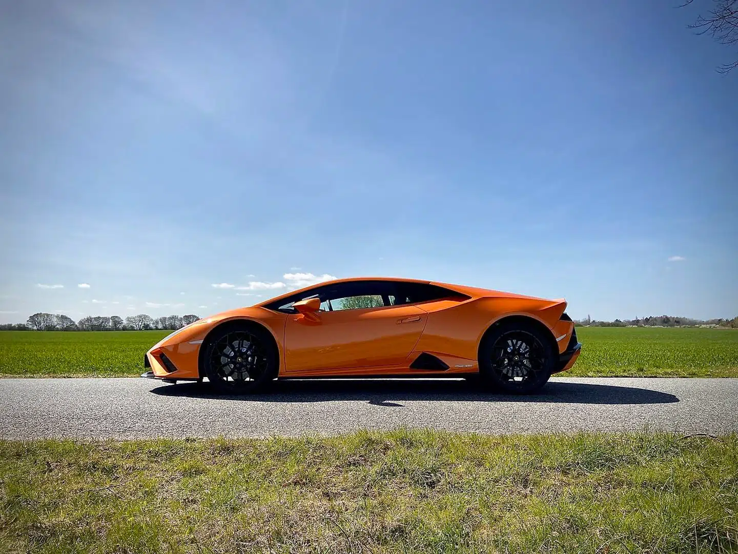 En Lamborghini Huracán – samme model som en mand torsdag ville køre fra Tyskland og hjem til Norge. Det skulle han ikke have gjort så hurtigt.