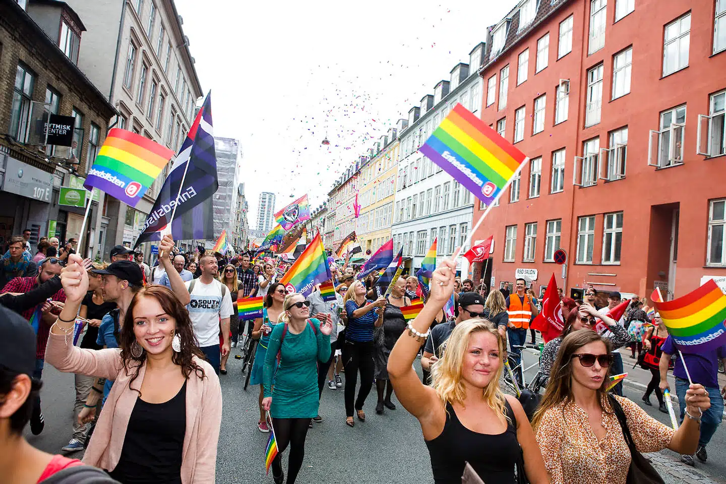 Under Copenhagen Pride slog en 31-årig mand en 56-årig kvinde i ansigtet med et knytnæveslag. Nu har han fået et nattelivsforbud.