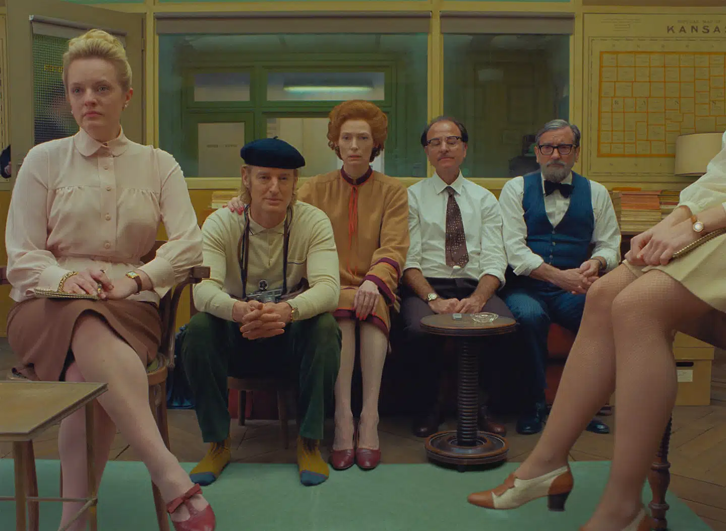 »The French Dispatch« er ottende gang, Wes Anderson arbejder sammen med Owen Wilson (nr. to fra venstre).