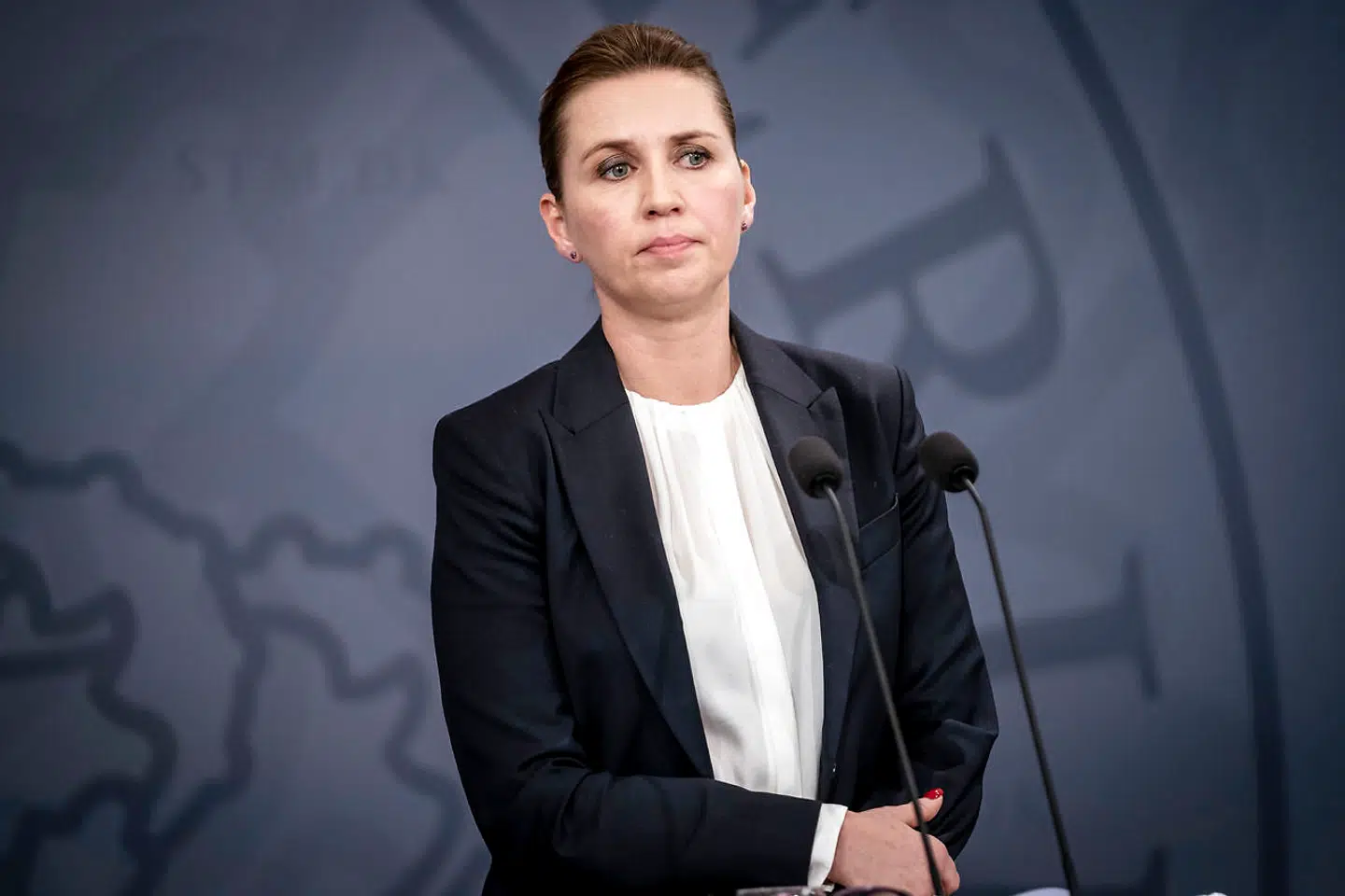 Statsminister Mette Frederiksen under pressemøde, hvor der besvares spørgsmål rejst i relation til sms'er i minksagen, Spejlsalen i Statsministeriet i København, onsdag den 3. november 2021