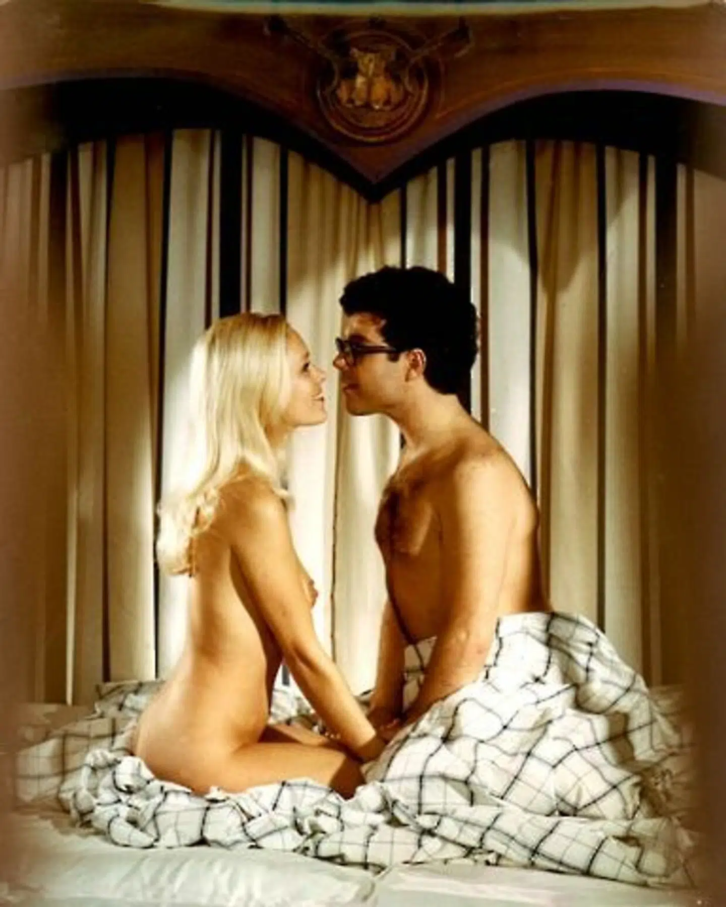 Da sengekants- og stjernetegnsfilmene blev udsendt på DVD i 2005 og 2006 blev de solgt i mere end 100.000 eksemplarer.