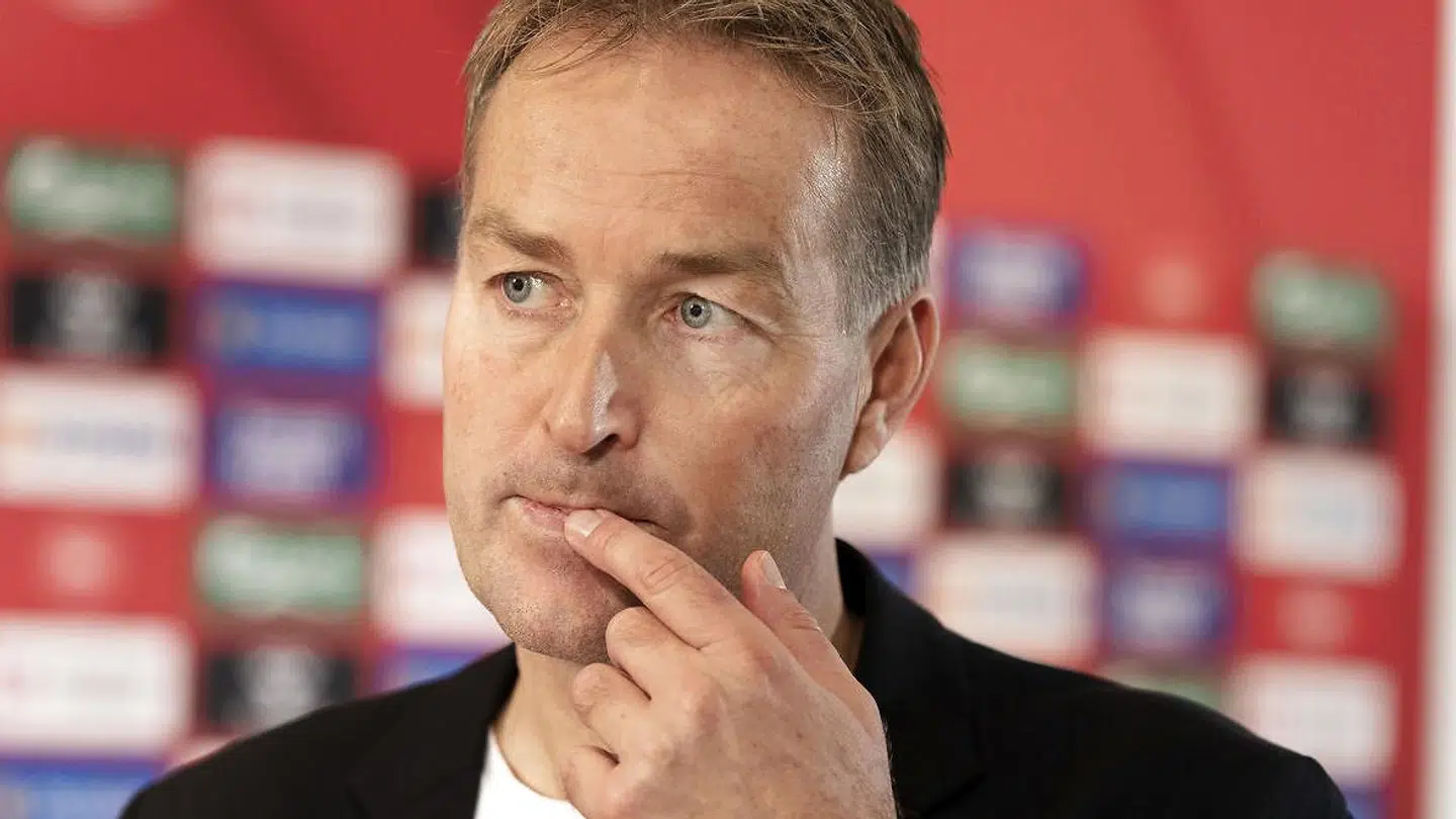 Kasper Hjulmands succes med det danske landshold bringer ham i spil til jobbet som Aston Villa-manager.