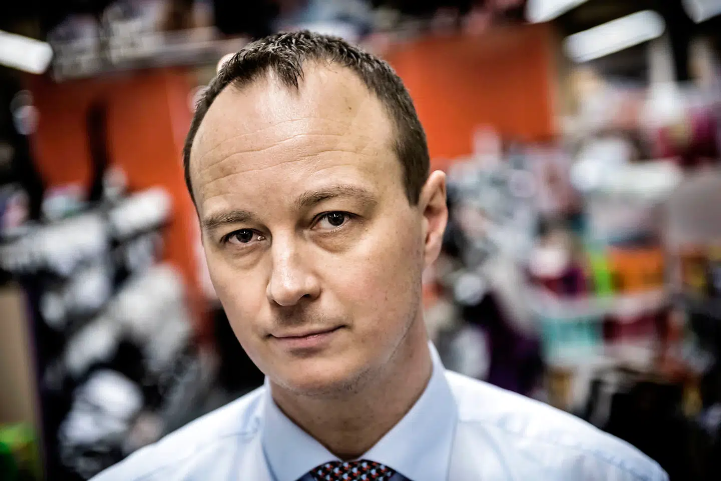 MENY. Brian Rosenstand har to MENY-butikker i Valby-området, der er hårdt ramt af butikstyverier.