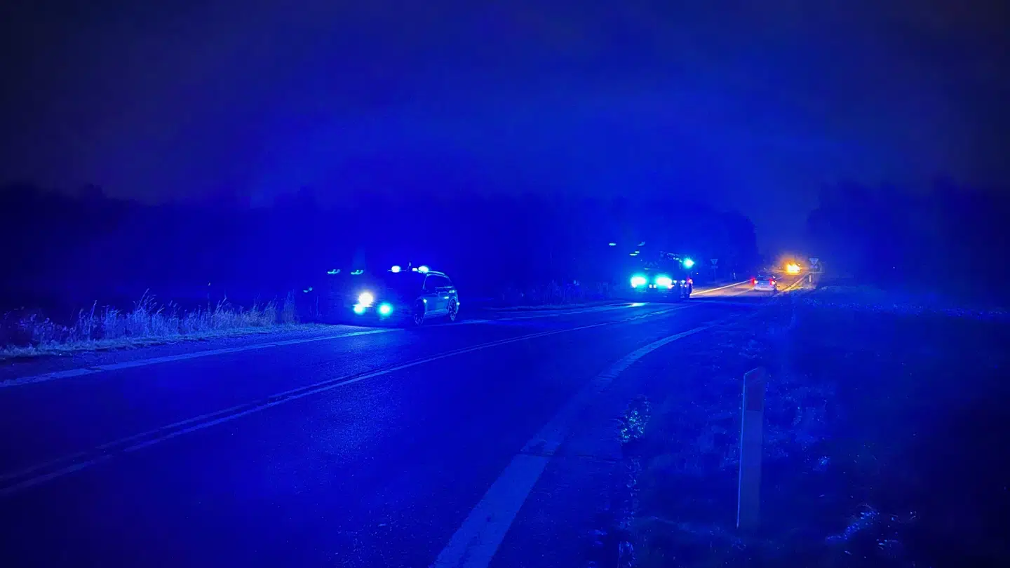 Politiet beder borgere holde sig væk.