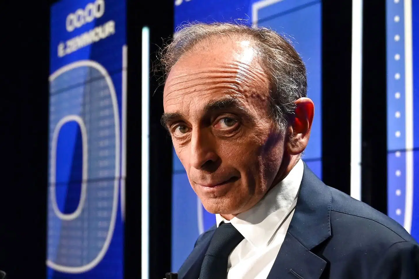 Éric Zemmour er blevet sammenlignet med USAs tidligere præsident, Donald Trump. Men den kontroversielle journalist og sandsynlige præsidentkandidat ser givetvis mere sig selv som en fransk Putin.
