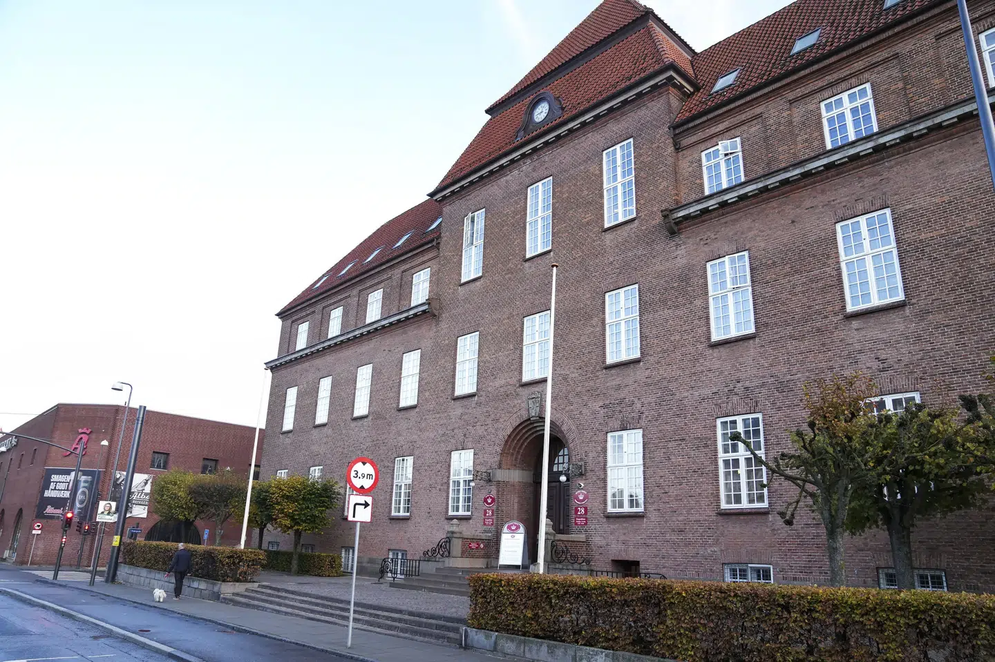 I december blev Keld R. Demant idømt fire måneders betinget fængsel ved Retten i Odense. Nu trækker han sig fra bestyrelsen i fynsk milliardkoncern.