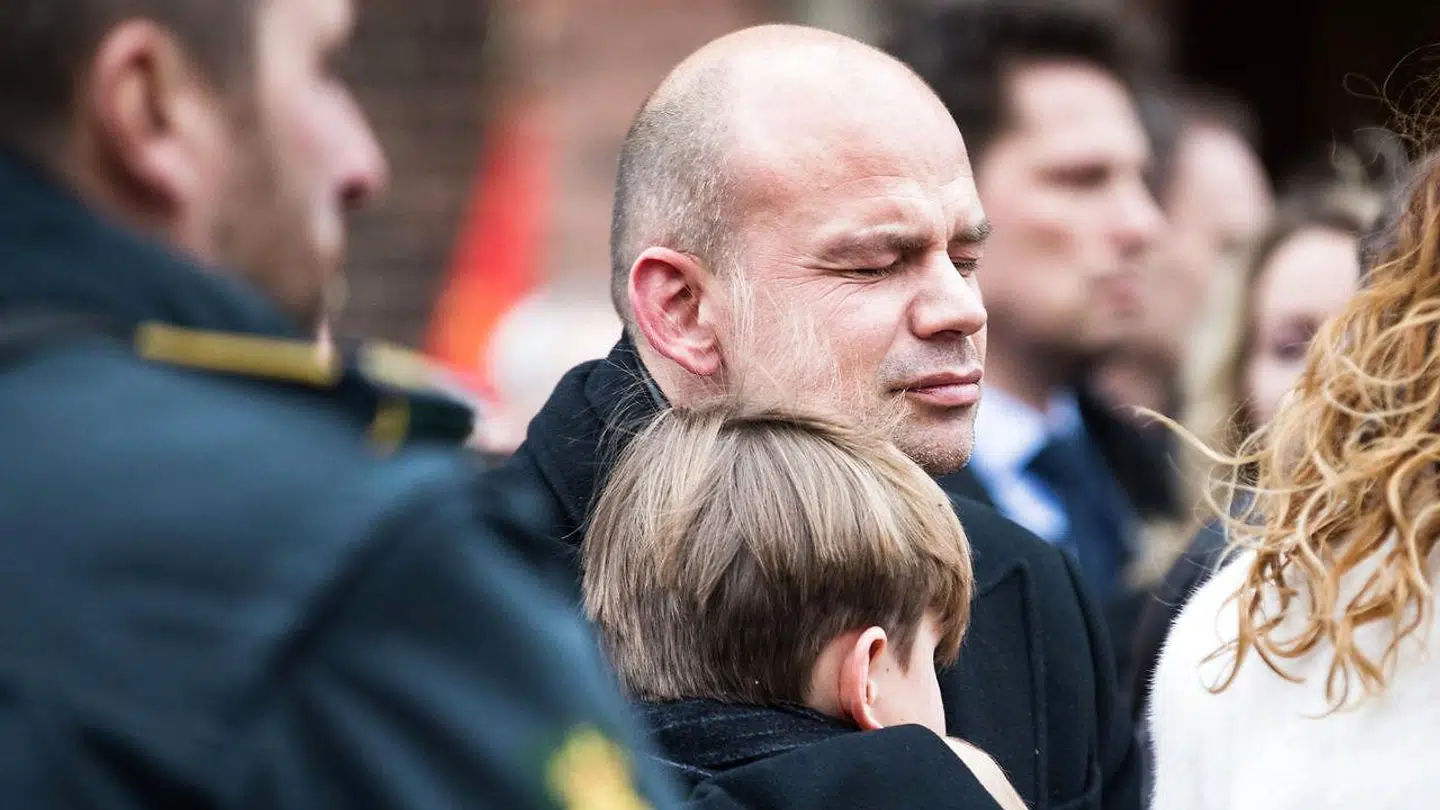 Annette Heicks mand, Jesper Vollmer, ved bisættelsen af sin barndomsven Jesper Jul. Foto Martin Sylvest.