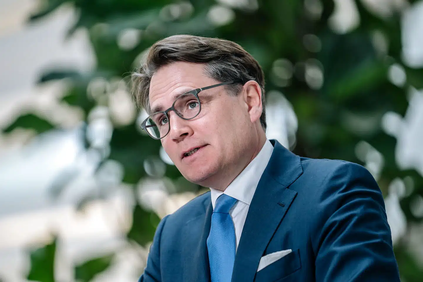 Brian Mikkelsen, administrerende direktør for Dansk Erhverv, vil »give regeringen og de øvrige partier et stort 10-tal på den nye karakterskala« for håndteringen af pandemien siden marts 2020.