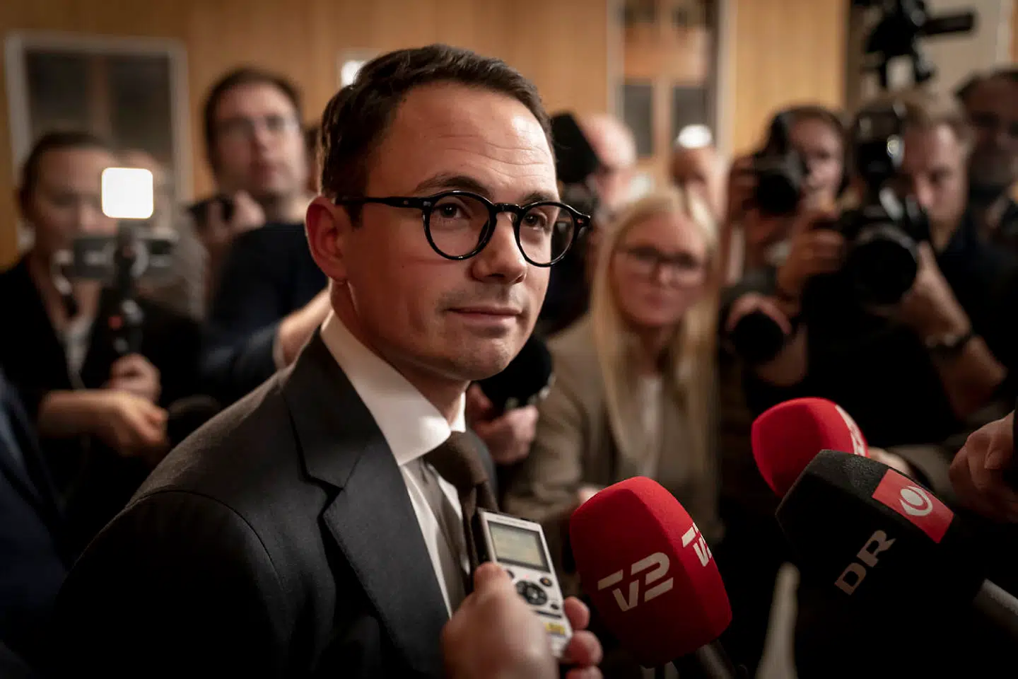 Valgaftenen på Frederiksberg Rådhus på Frederiksberg tirsdag den 16. november 2021. Her borgmester Simon Aggesen foran sit kontor.