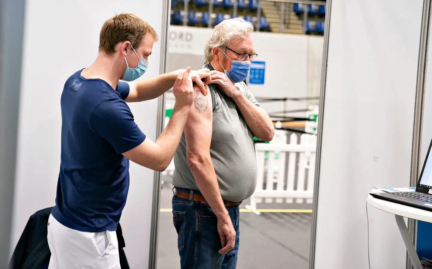 Nu skal det gå hurtigere med at få borgere over 65 år revaccineret mod covid-19.