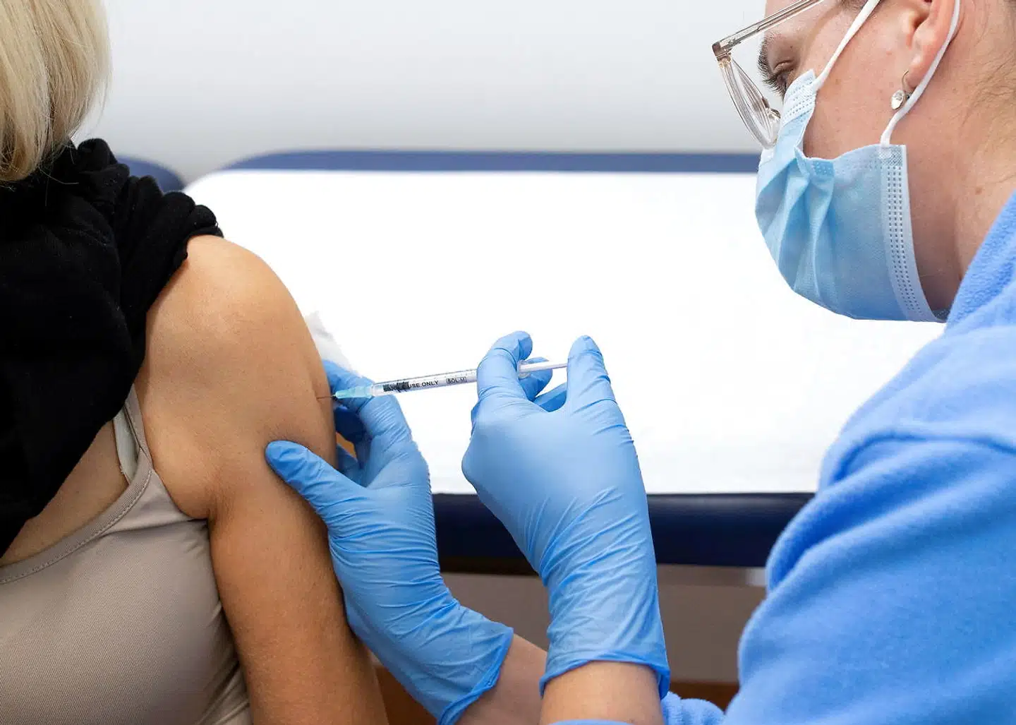 Arkivfoto: Myndighed vil fremrykke tredje stik for folk under 40 år.