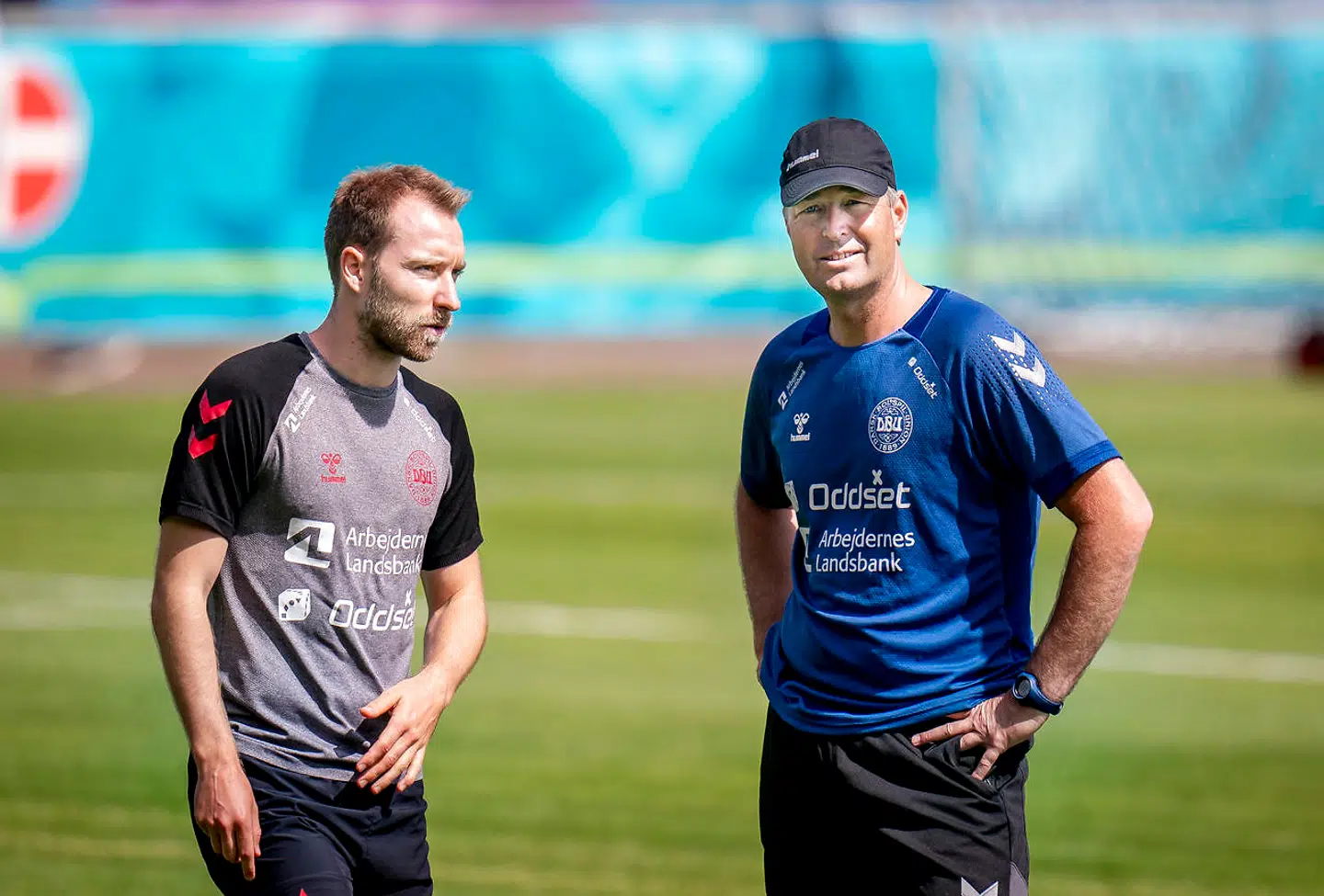 Christian Eriksen og Landstræner Kasper Hjulmand to dage inden førstnævnte faldt om.