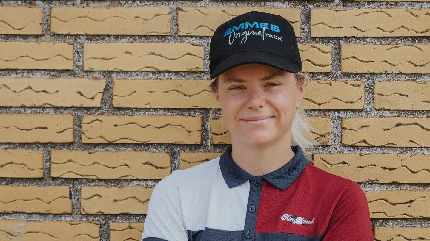 Camilla driver et ridecenter i Odense og frygter, at folk ikke overholder afstandskravet, når de fyrer af. Foto: Privat