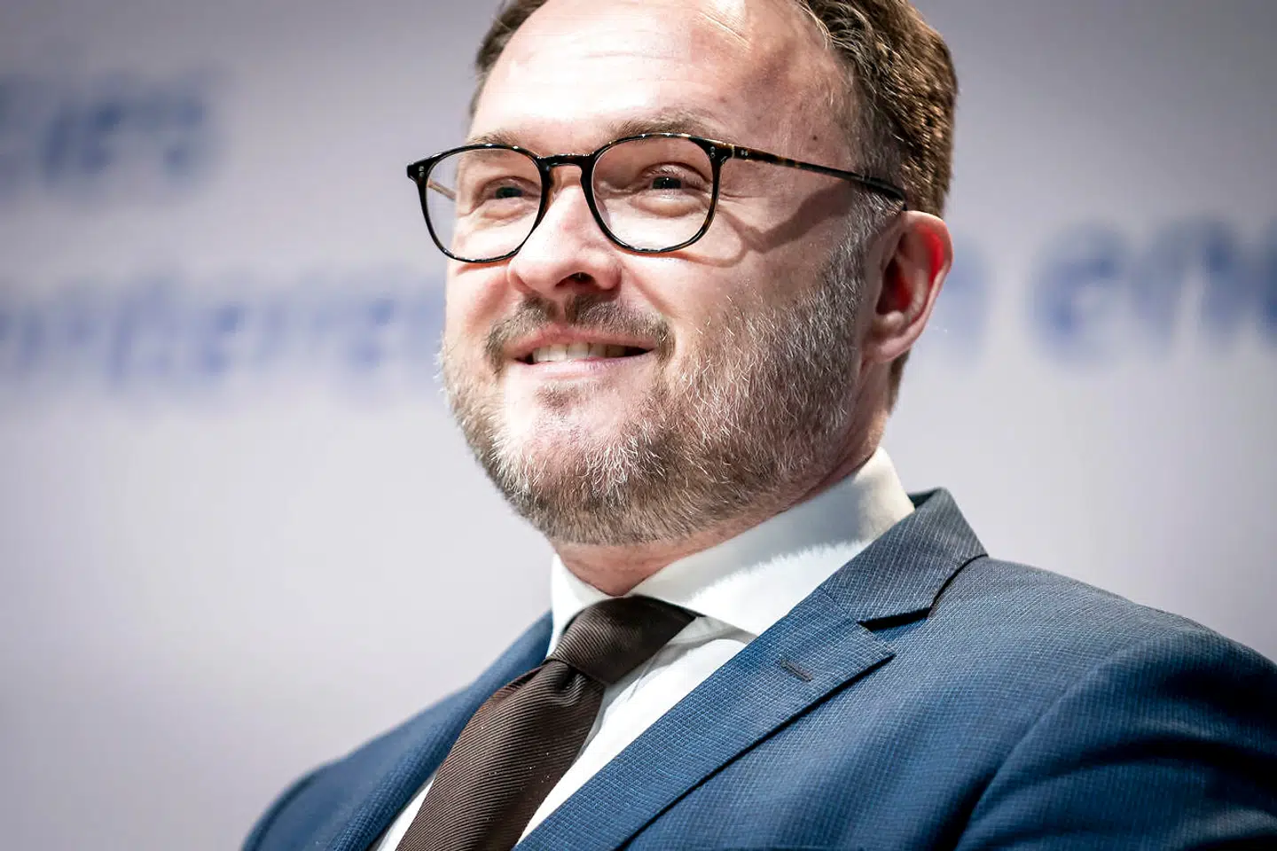 I anledningen af 150-året for Socialdemokratiet udkom boget »De rejste sig trodsigt i vrimlen«, som skildrer Socialdemokratiets historie. Klimaminister Dan Jørgensen har redigeret værket, og bidraget med et kapitel om Louis Pio, som Netavisen Pio er opkaldt efter.