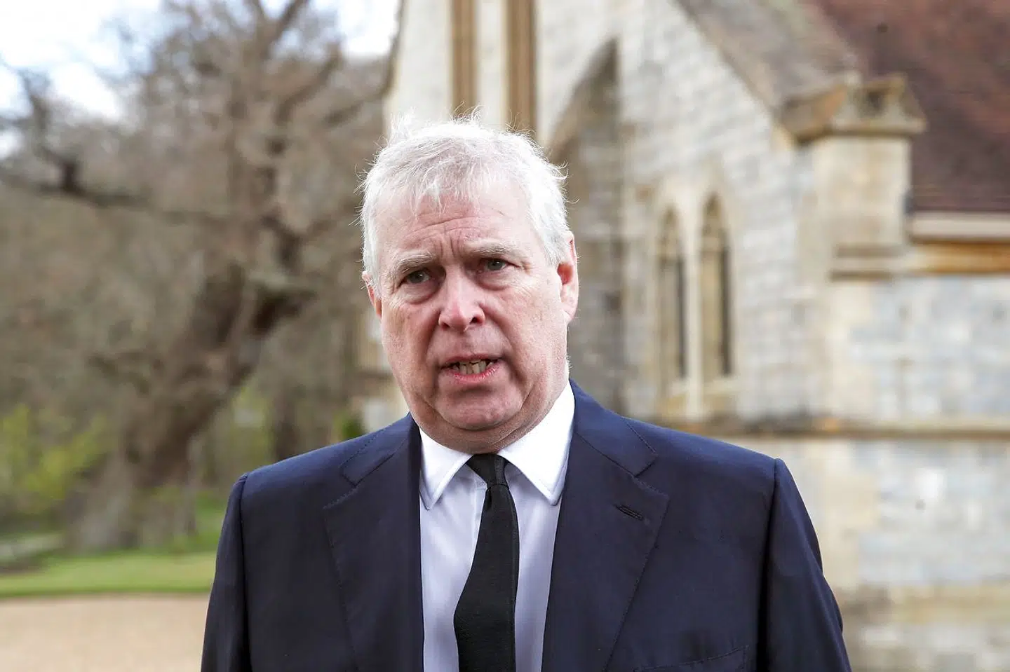 Prins Andrew benægter alle beskyldninger mod ham. Men kun seks procent af briterne tror på hans udlægning af sagen.