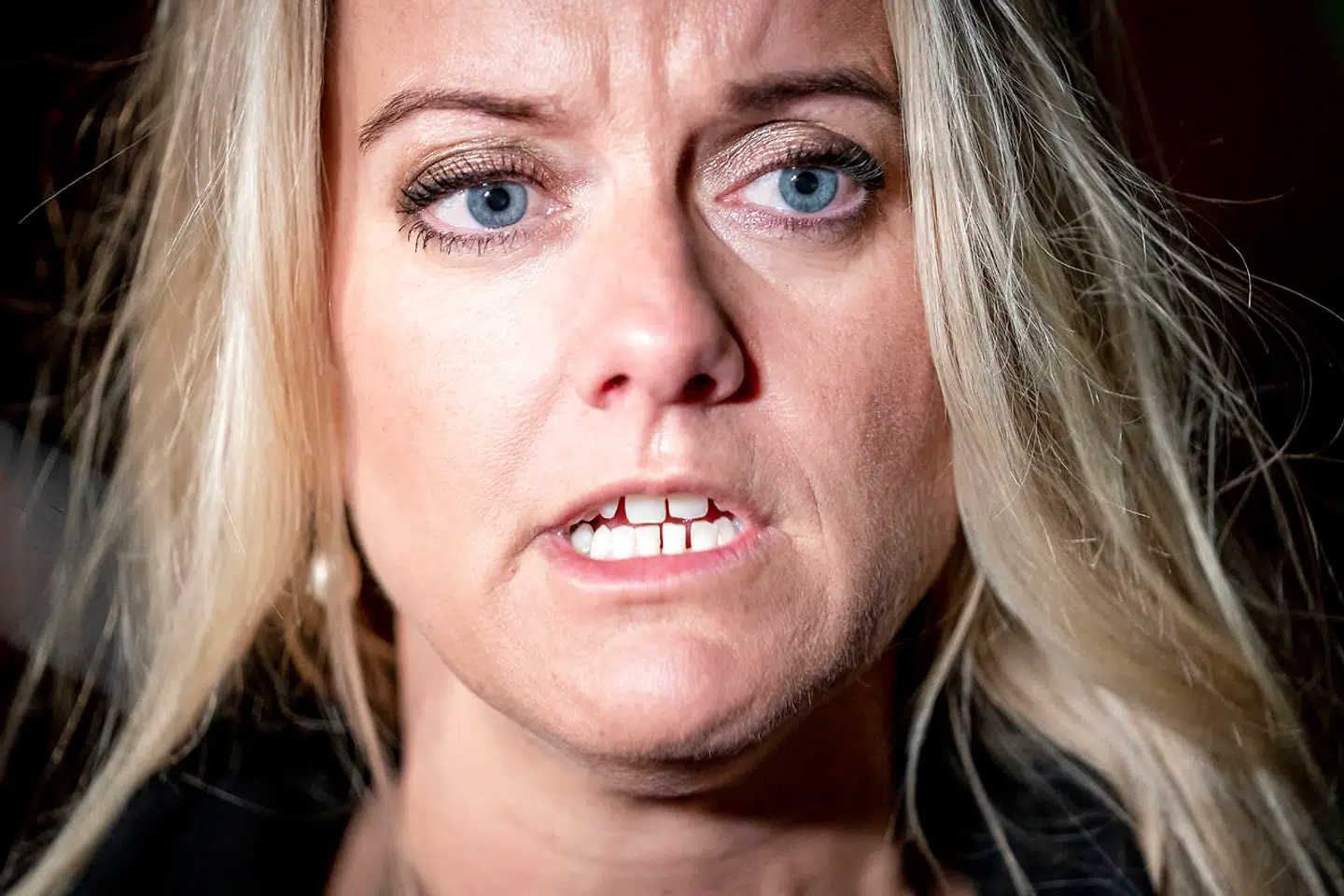 »Det er simpelthen så kynisk og beregnende nøl fra justitsministeren, det overhovedet kan være,« siger Pernille Vermund, der er formand for Nye Borgerlige.