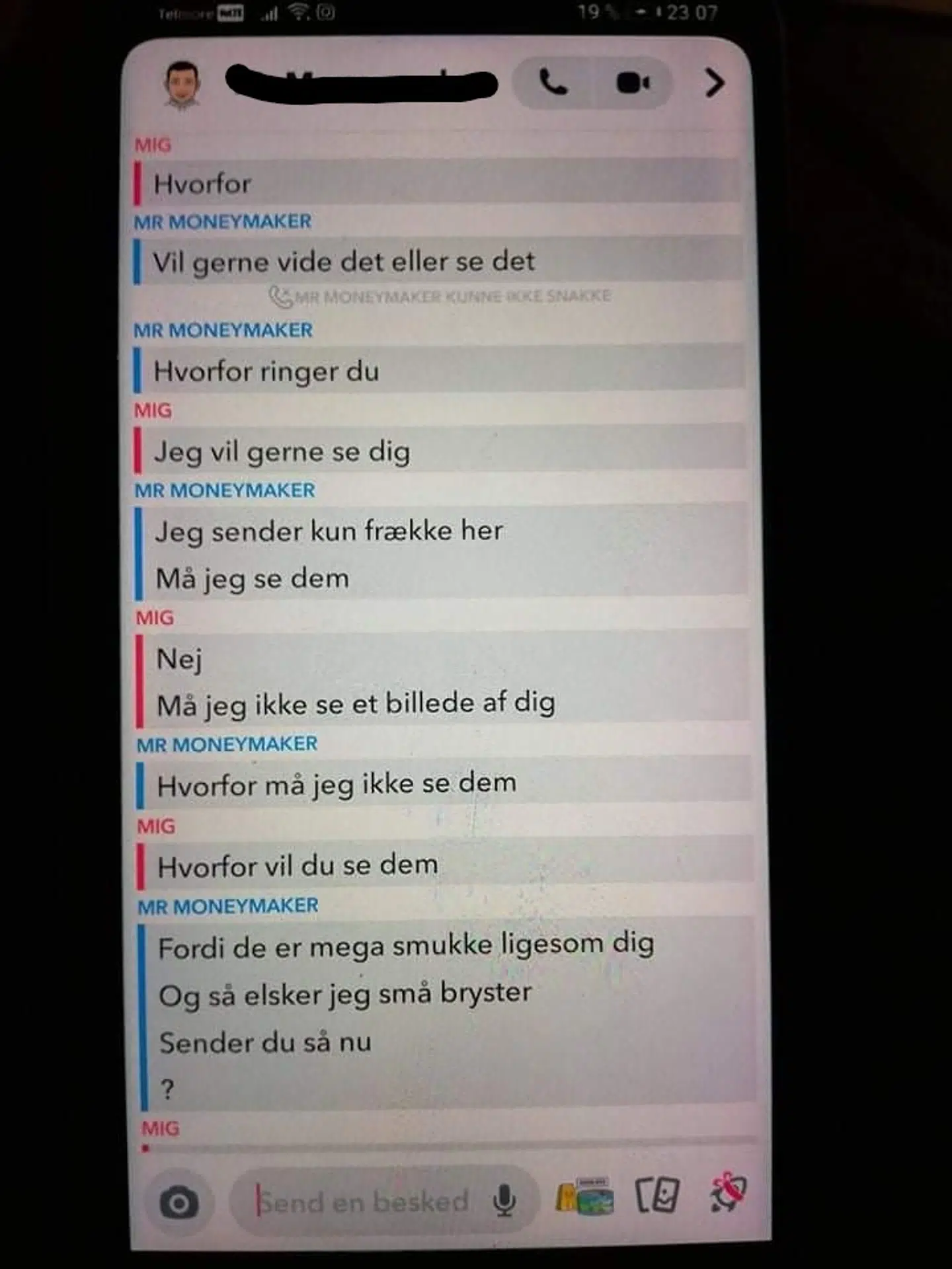 Her ses nogle af de beskeder den fremmede sendte til Heidi Espersen, mens han troede han talte med hendes 10-årige datter.