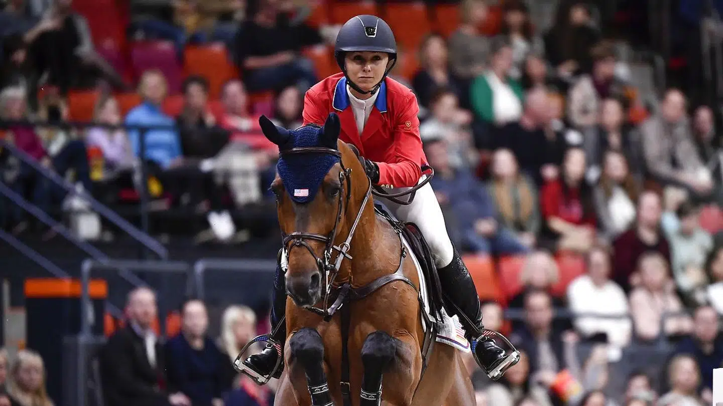 Georgina Bloomberg er en professionel springrytter.