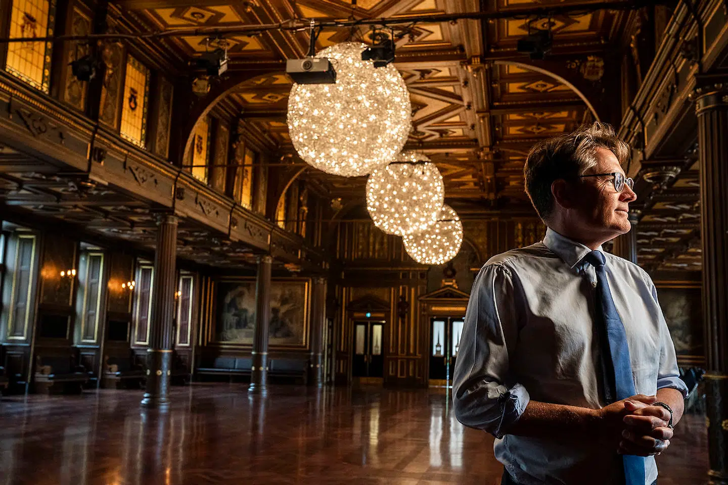 Dansk Erhvervs direktør, Brian Mikkelsen, sidder i bestyrelsen for PensionDanmark, som har opfundet en model, der kan få konsekvenser for den private del af velfærdsområdet.