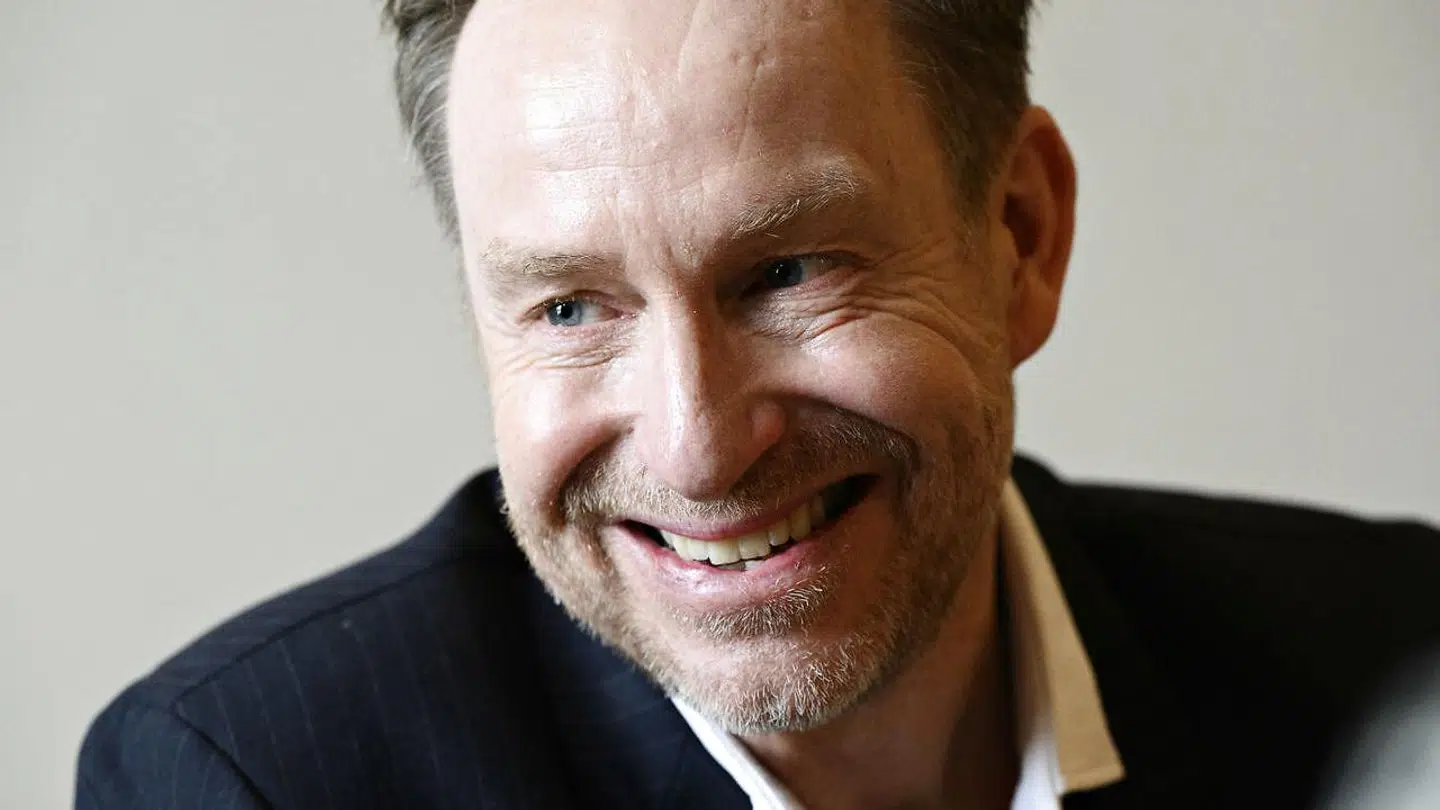 Adam Price står bag 'Borgen', der nu er aktuel med en fjerde sæson.