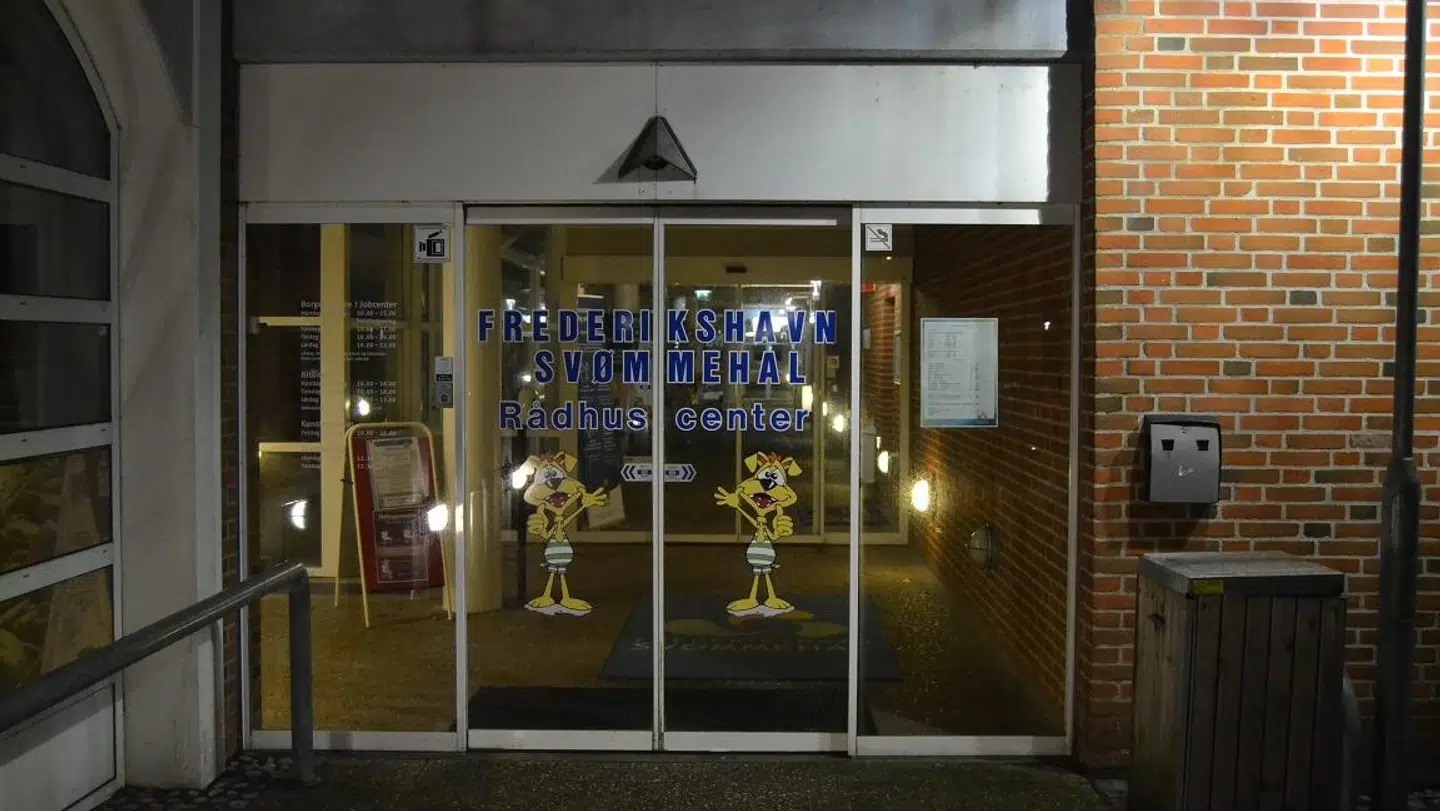 Det var her i Frederikshavn Svømmehal, at den 11-årige døde i en drukneulykke.