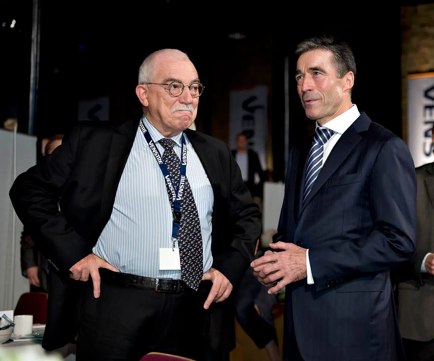 Arkivfoto: Anders Fogh Rasmussen (V) og Uffe Ellemann-Jensen er rystede over regeringens håndtering af FE-sagen. Billedet stammer fra Venstres landsmøde i 2012.
