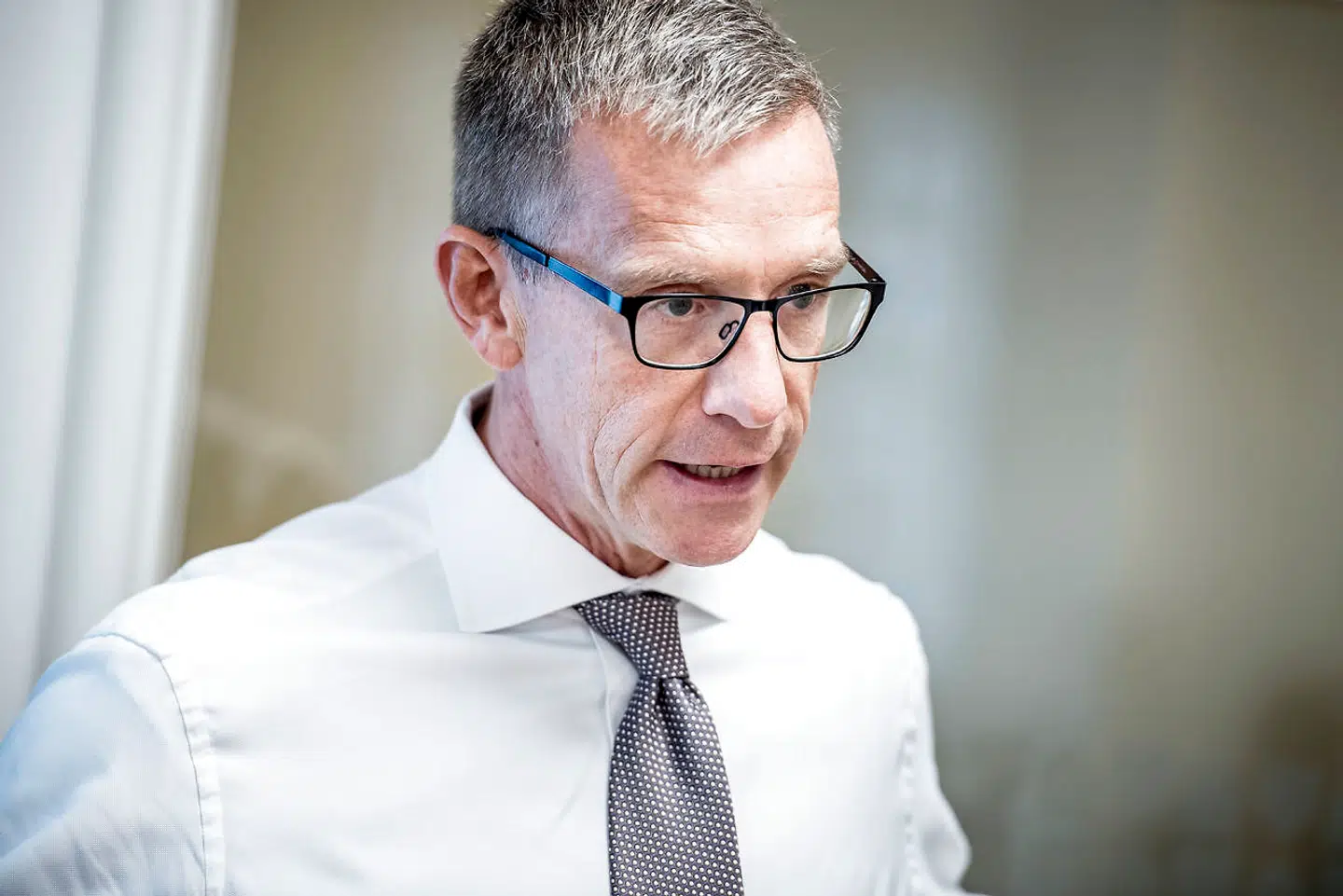 Tvivlsomme aktiehandler i Christian Hyldahls tid i Nordea har fået ham til at trække sig som ATP-direktør.