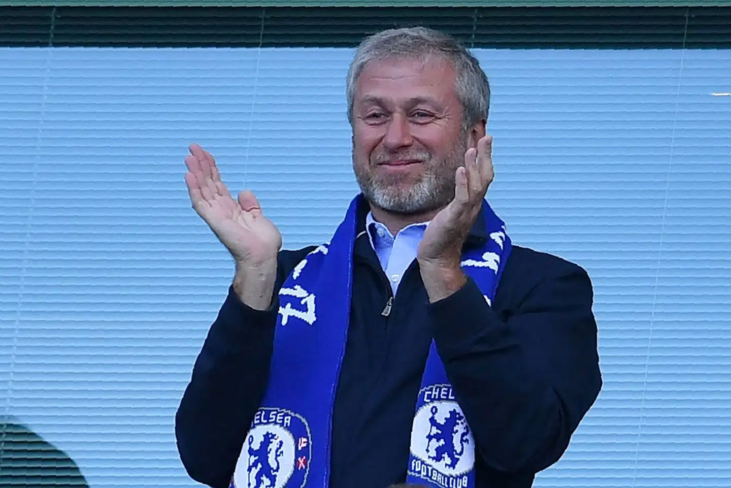 Regeringen har torsdag vedtaget at fastfryse alle Abramovich' værdier. Det betyder, at han hverken må rejse ind i Storbritannien eller gennemføre handler i landet. (arkivfoto)