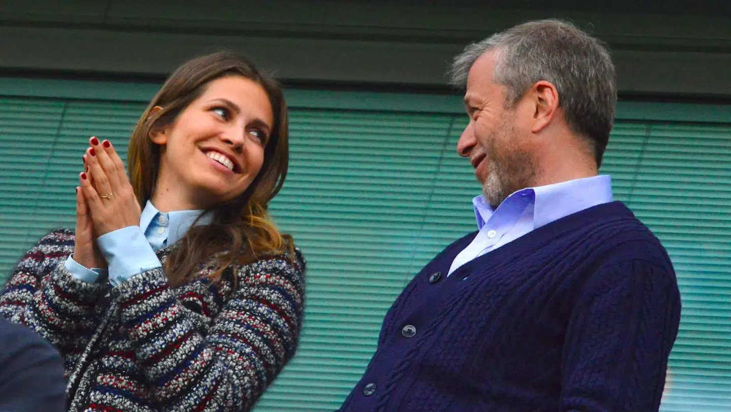 Roman Abramovich med sin tredje kone Dasha Zhukova.