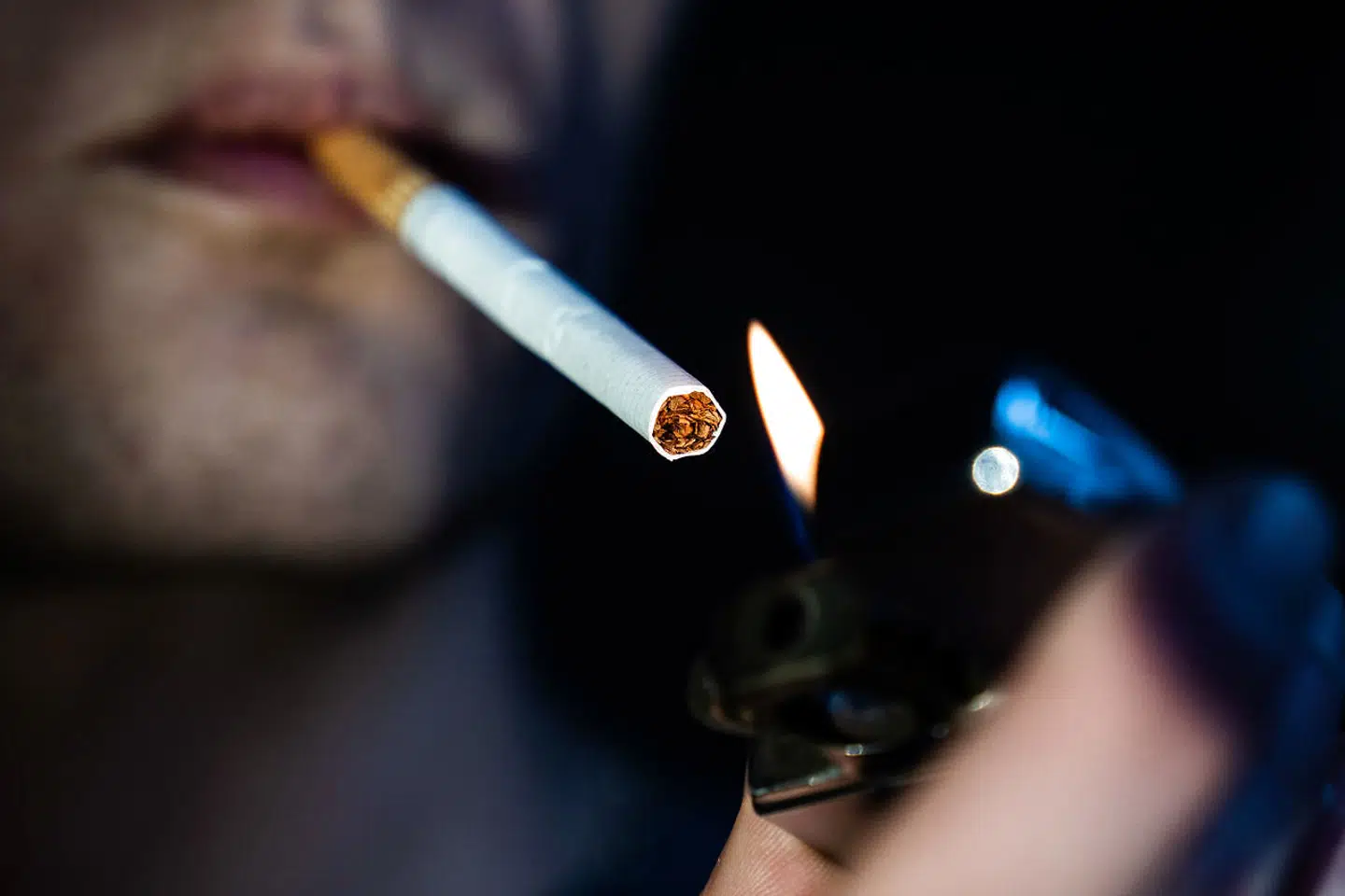 Danskerne købte 4,8 milliarder cigaretter i 2021, viser tal fra Danmarks Statistik. Det er en stigning i forhold til året før.
