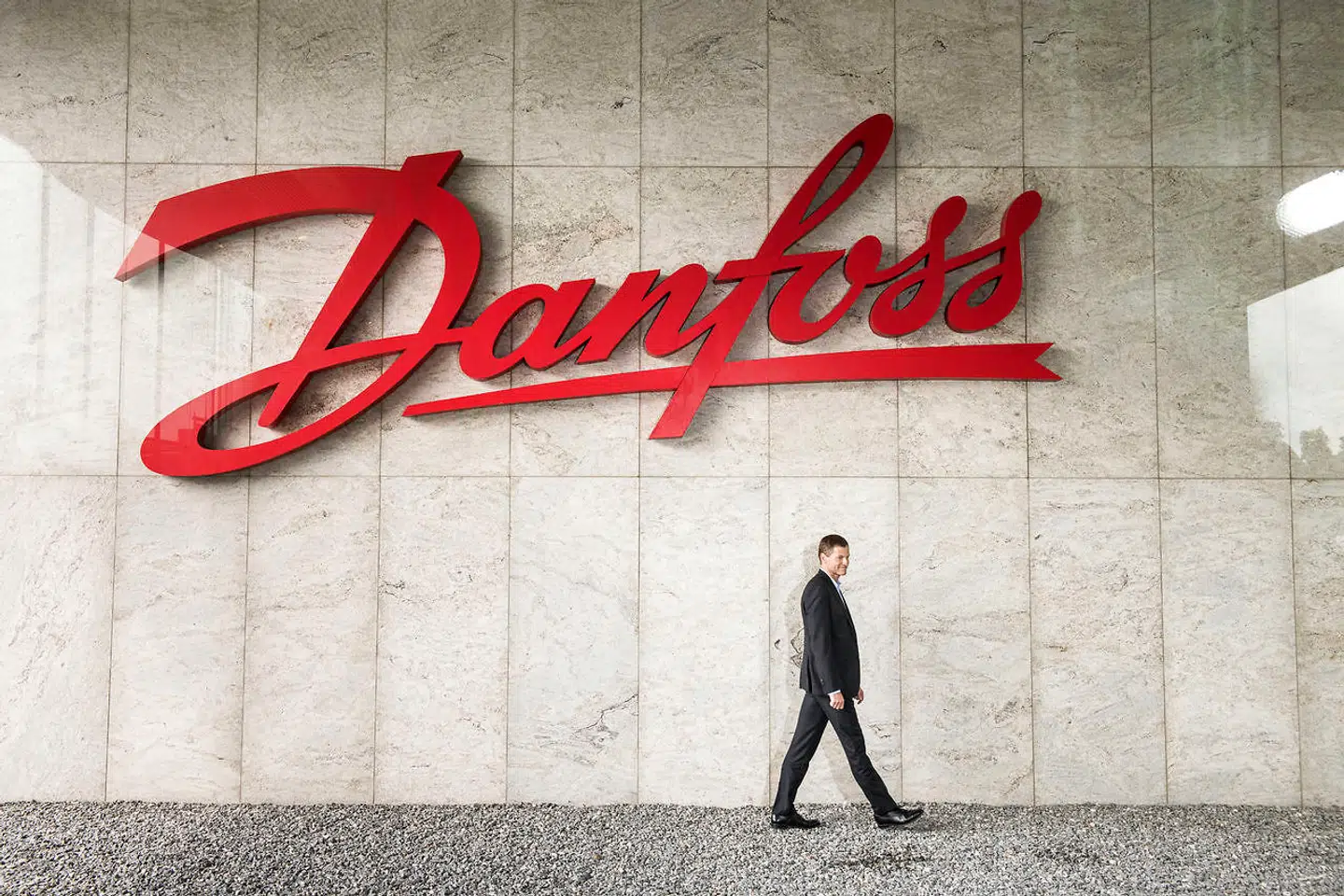Samlet set har Danfoss i 2021 omsat for 56,1 milliarder kroner. Det er rekord, og det er en stigning på 29 procent i forhold til 2020.