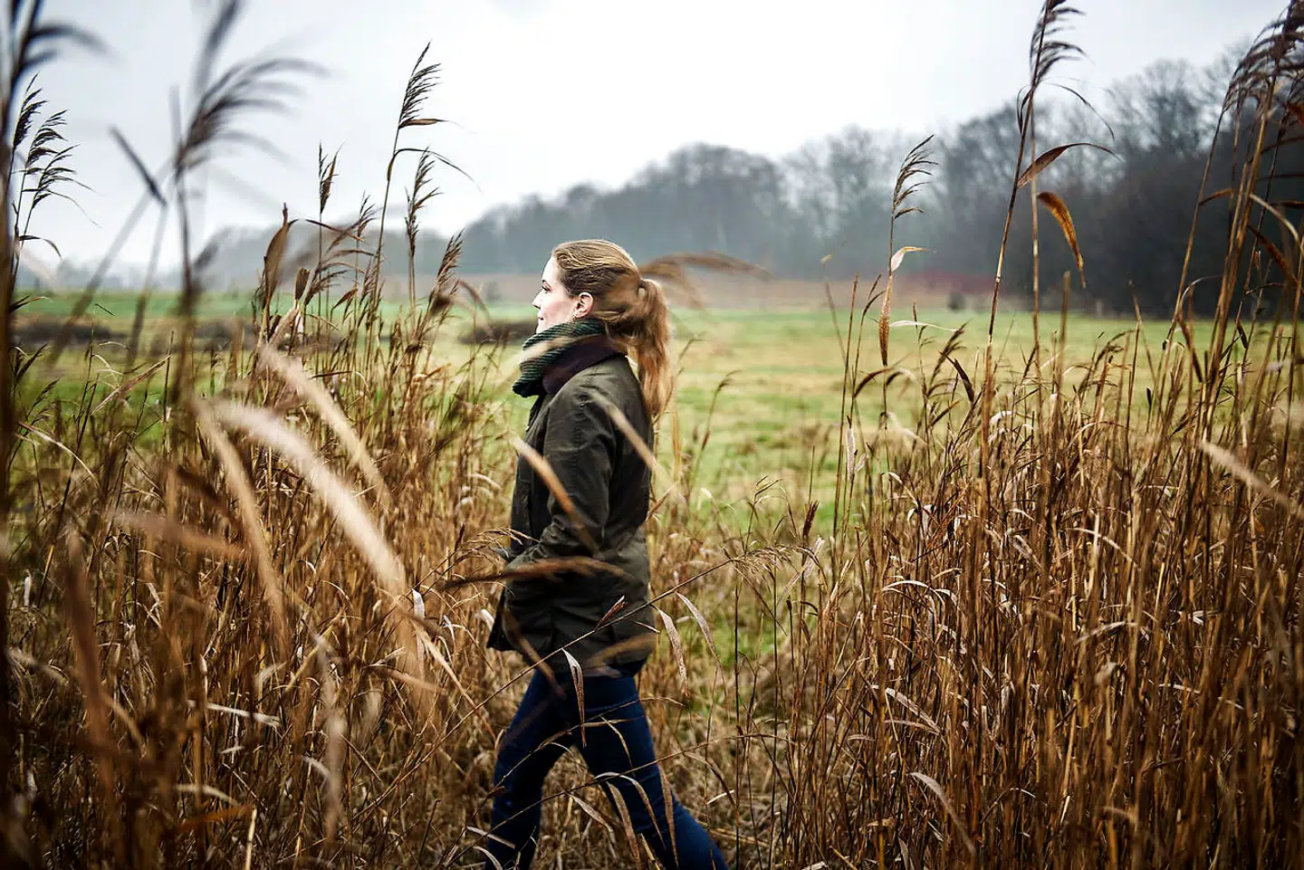 Maria Reumert Gjerding nyder naturen og freden i Utterslev Mose.