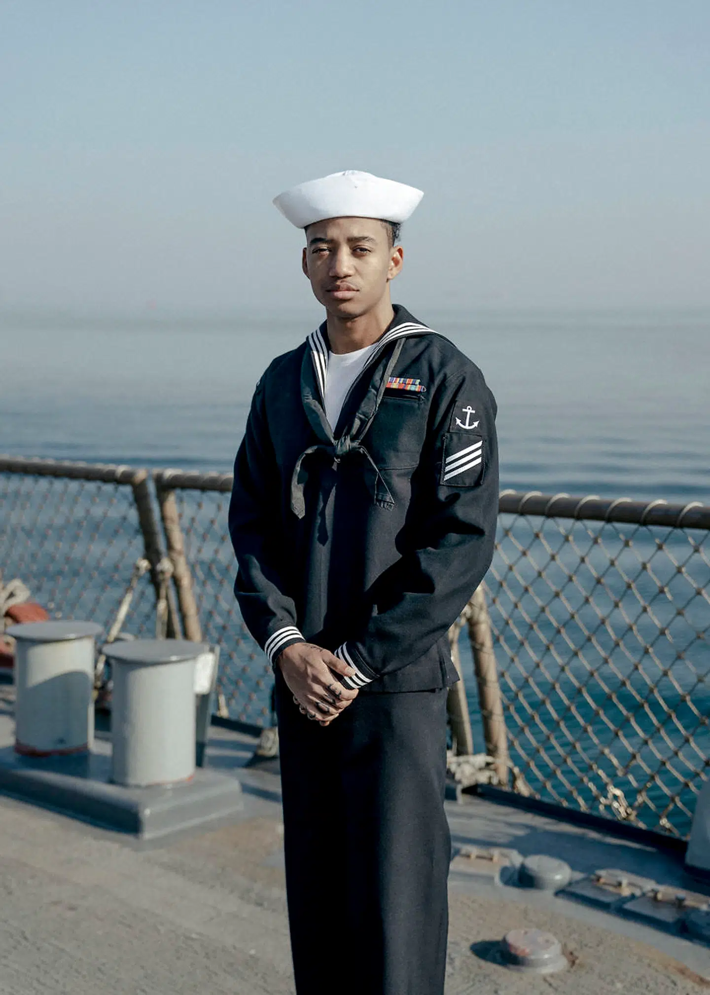 De fleste besætningsmedlemmer var sendt i land under opholdet i København. Enkelte var tilbage for at vedligeholde skibet samt stå for beskyttelsen under anløbet.