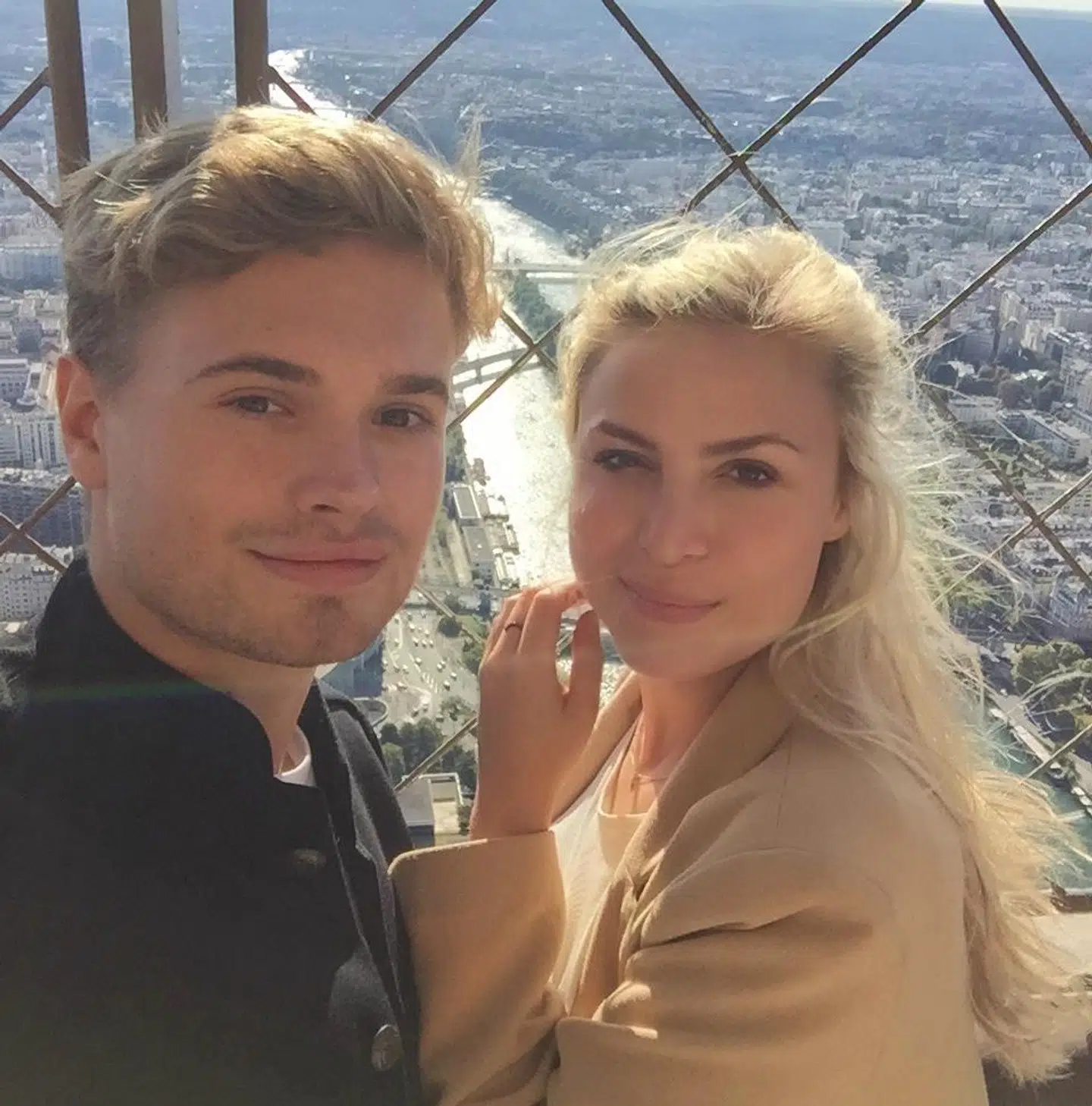 Rasmus Serup og Sofie Tidemand sælger deres produkter i både Matas-butikker og apoteker. Privatfoto