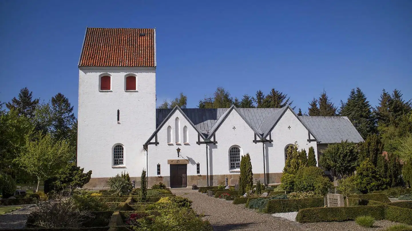 Indbruddet skete, mens familien var til bisættelse i Uggerby Kirke.