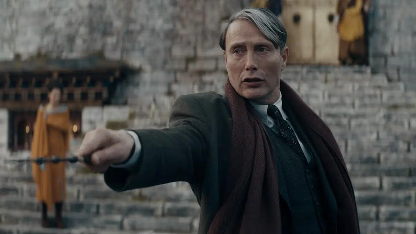 Mads Mikkelsen har overtaget for Johnny Depp i rollen som troldmanden Gellert Grindelwald.