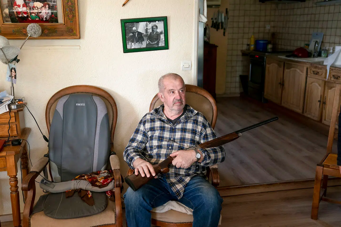 72-årige René Jaumes har gået jagt, siden han var en stor dreng. Den i Frankrig ekstremt populære fritidsaktivitet er med til at holde ham i gang.