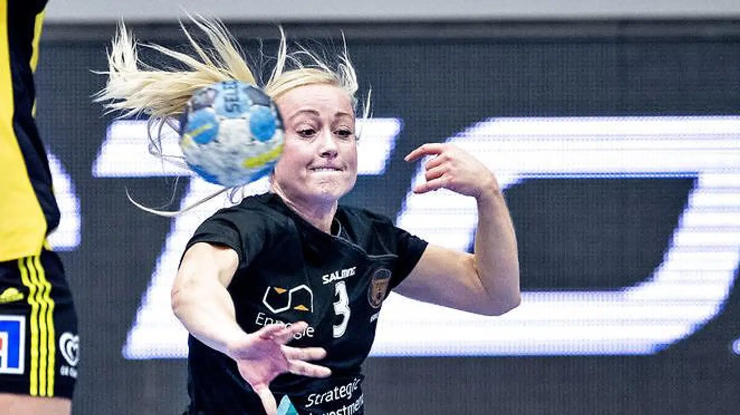 Louise Føns mistede sin far for cirka en måned siden.