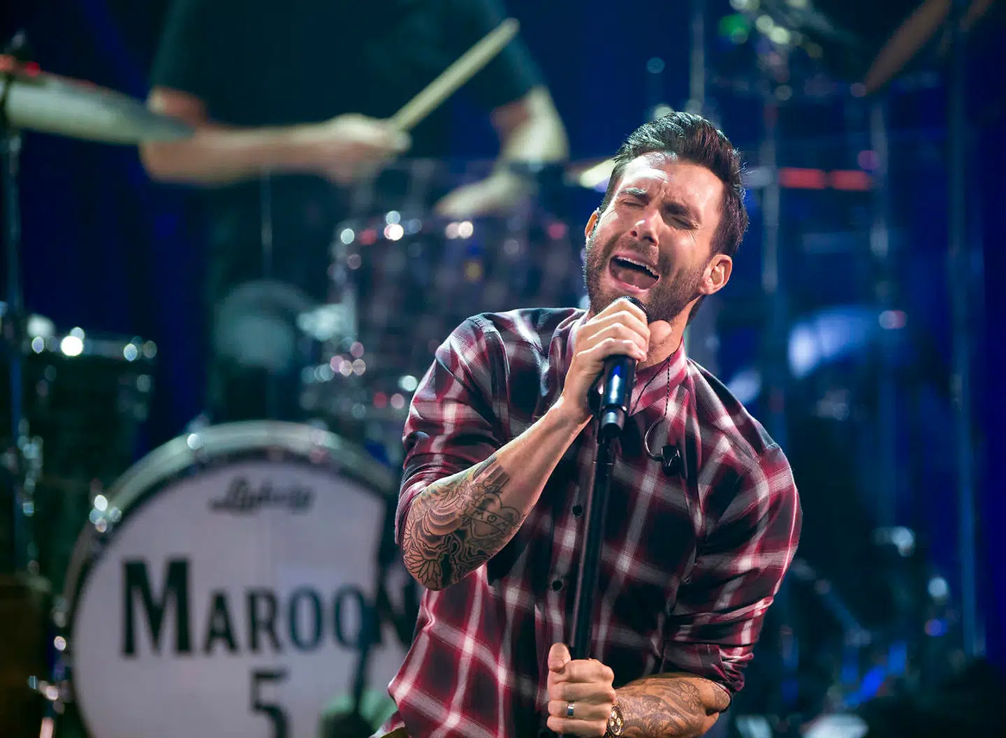 Adam Levine og Maroon 5 står for dette års halvlegs-show ved Super Bowl.