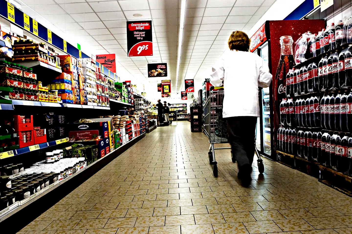 (ARKIV) Lidl-butik 9. september 2007. Over de næste år vil den tyske supermarkedskæde Lidl næste fordoble antallet af butikker i Danmark. Den tyske supermarkedskæde Lidl har planer om de næste år at åbne 103 nye butikker i Danmark. Det fortæller Lidls direktør i Danmark Dirk Fust til FødevareWatch. (Foto: Benita Marcussen/Ritzau Scanpix)